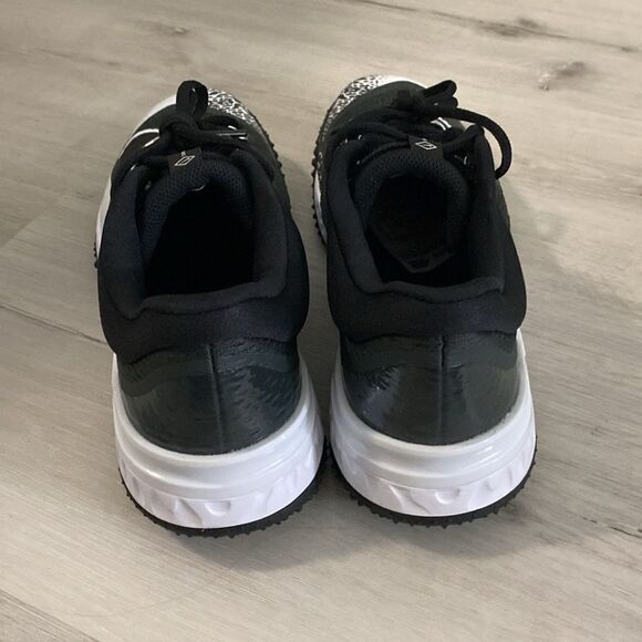 NEW-Nike-Alpha Huarache Elite 4 FastpitchTurf Shoes Black & White-womens Size 11 - Picture 8 of 16